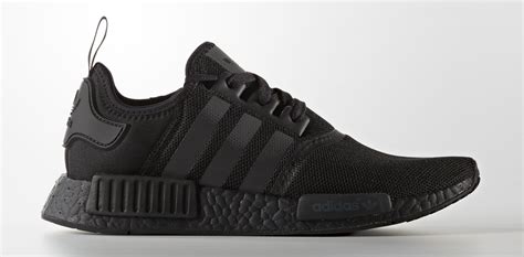 It is a low-top sneaker with many features, like a patterned outsole and a midsole with EVA plugs that make it great for runners. . Black nmd